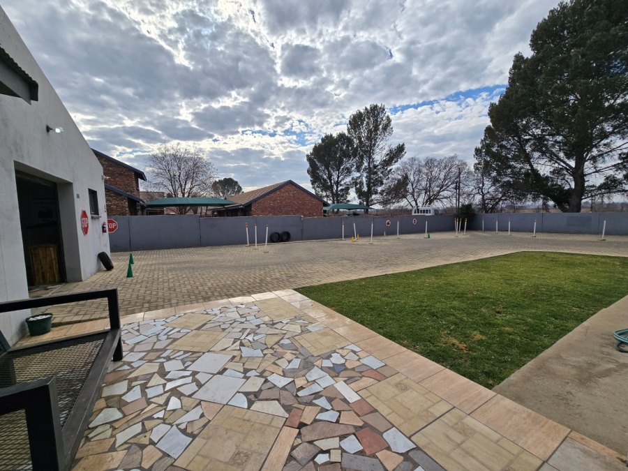 3 Bedroom Property for Sale in Miederpark North West